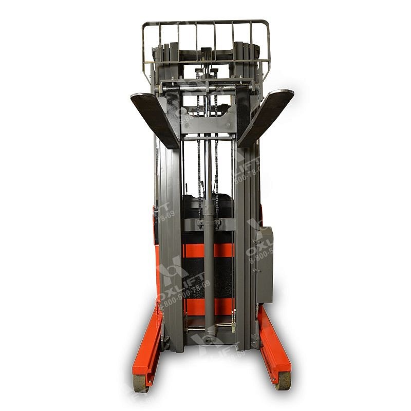 Фото 24 - Ричтраки с кабиной стоя MF12-35 OXLIFT.