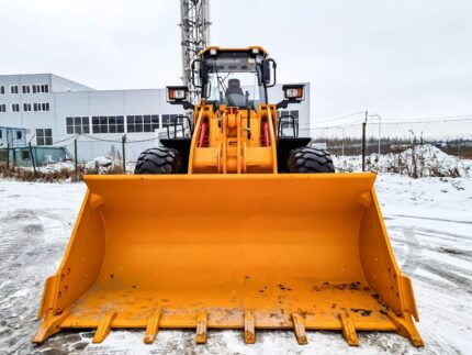Фото 14 - Фронтальный погрузчик Lonking CDM853.